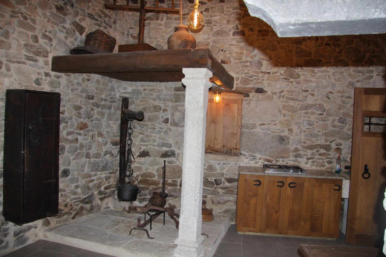 O Muino Casa Ferrador Ribeira Sacra Apartment Barantes Exterior foto